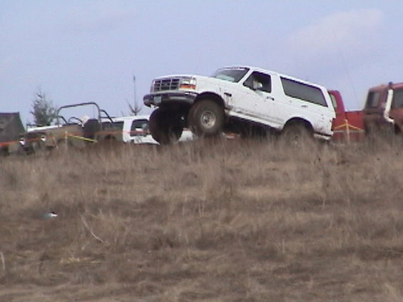 dsc02008.jpg Alvey gets some air time