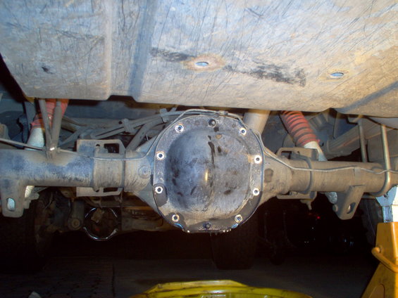 Rear differential and suspension components of a vehicle, viewed from underneath