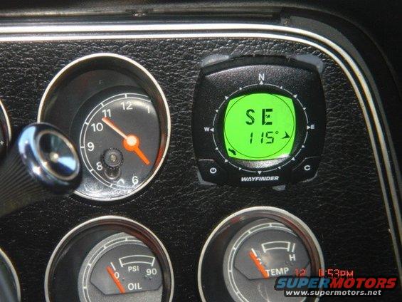 compass_02.jpg Wayfinder V700 digital compass