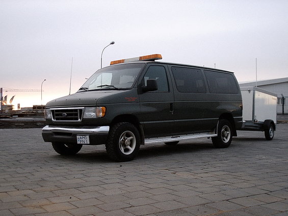 t601-012.jpg 