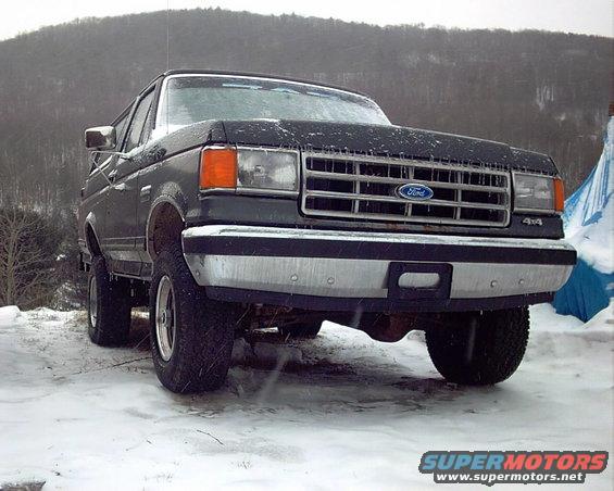 1988 Ford Bronco 4x4 front view in snow