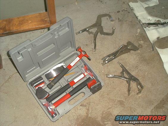 im000183.jpg Tools used for job