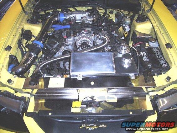 dcp_0001.jpg Canton Racing aluminum coolant tank installed.