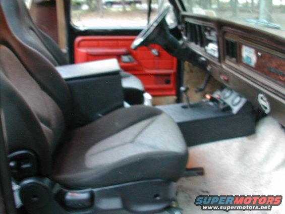 dscn6750.jpg New seats out of a late model ford probe