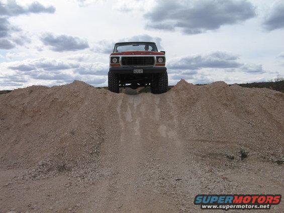 img_0403.jpg at the top looking down