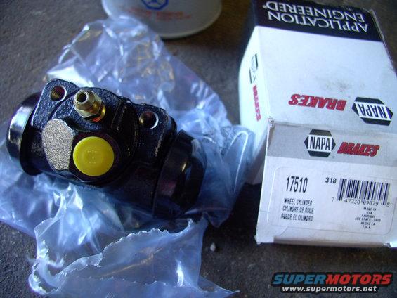 img_0345.jpg Fortunately top line NAPA wheel cylinders are $13 CDN or $8 American, so even a cheap ba$turd like me can afford both sides new. This is the third set in 8 years and 120,000 miles. Cost of driving !