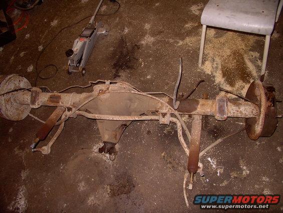 img_0374.jpg Not a pretty sight as picked up from the junkyard. Lunched my axle last week and picked up this limited slip unit for $210 American.