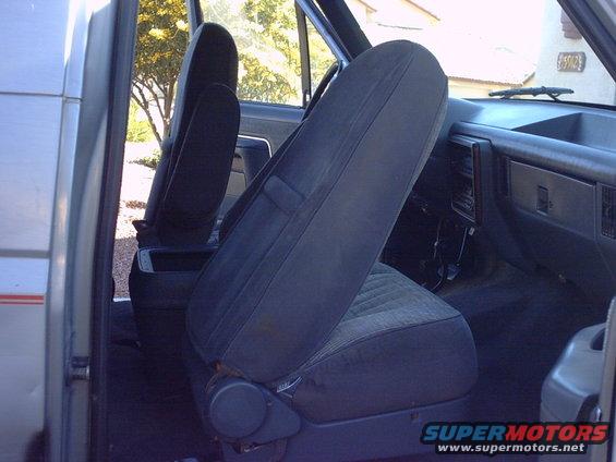 Front seats and dashboard of a vehicle
