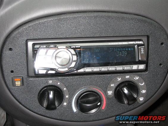 Nice Alpine head unit