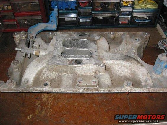 performer-intake.jpg Edelbrock performer 4 Bll. natural color.
New $145. Sale $100