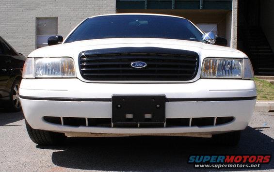 1998 Ford Crown Victoria front grille and headlights
