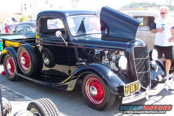 1935 Ford truck