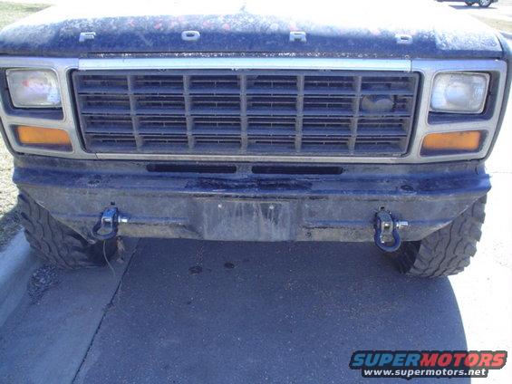 picture-075.jpg Front bumper with hooks installed