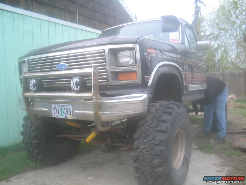 1983 Ford F-250 “Don't believe the Heip”