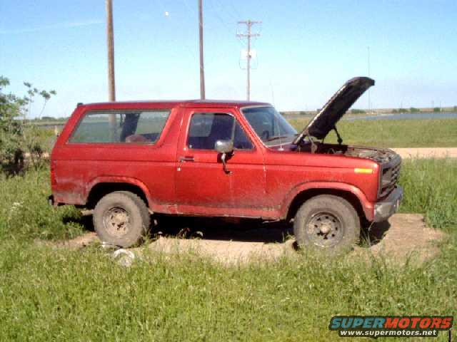 86bronco1.jpg 1986 Ford Bronco Custom