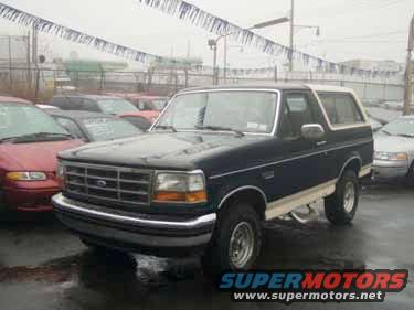 1993-ford-bronco.jpg The Skanker at the dealer, ready to come home
