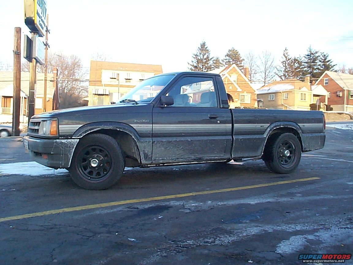 Mazda B2000