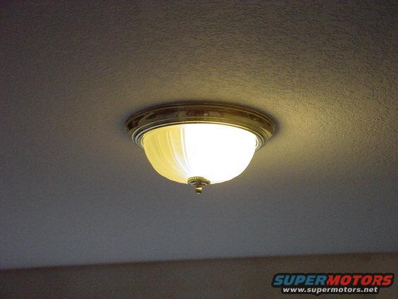 dsc00177.jpg This is a standard incandescent light bulb fixture that I put two 60 watt CF spiral bulbs in.  A few months later one of the bulbs failed and as you can see only one works now.  I attribute the failure to either too much heat in an enclosed fixture (a big no no for CF's) or the fact that it's from a not so reptuable light bulb maker (Commercial Electric) or both.  