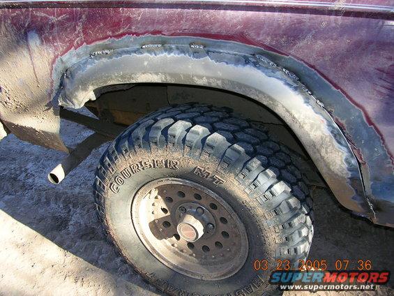 dscn0545.jpg Front fender welded onto the rear to close the gap from cutting.