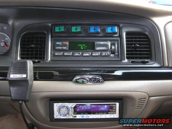 1999 Ford Crown Victoria photo