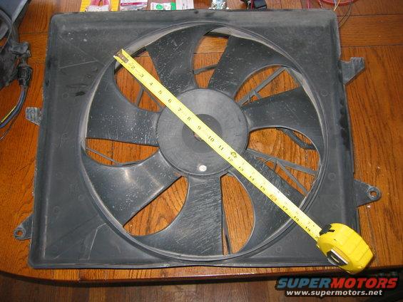 img_0653.jpg T-bird fan 18 inches across