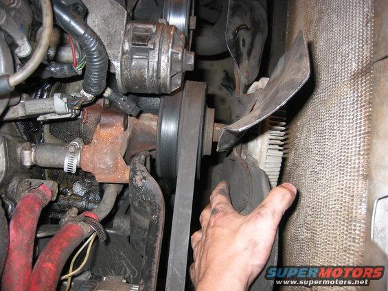 img_0662.jpg Remove the 4 fan bolts...