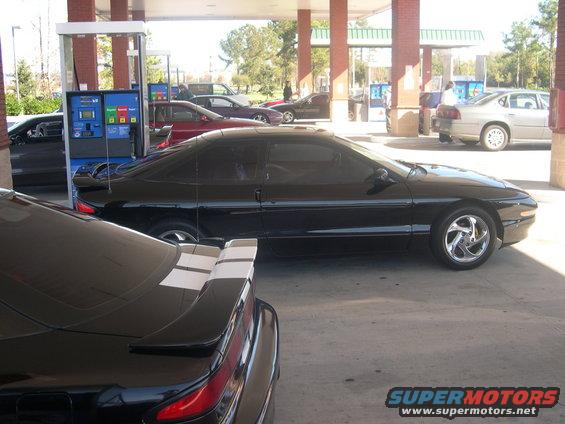 dscn0715.jpg At the Gas Station before everyone goes their seperate ways