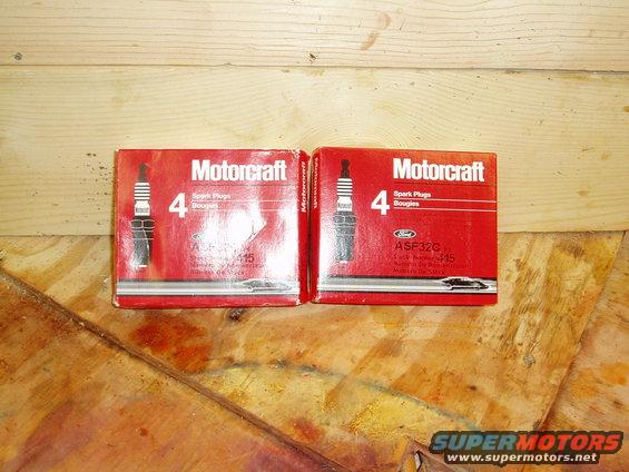 51205-007.jpg Motor Craft Plugs to be gapped .55