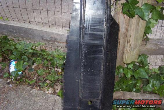 skid1.jpg Veiw of the entire plate. Bent it up pretty good on a stump, took it off and welded a 1/4 inch steel plate down the middle of it.