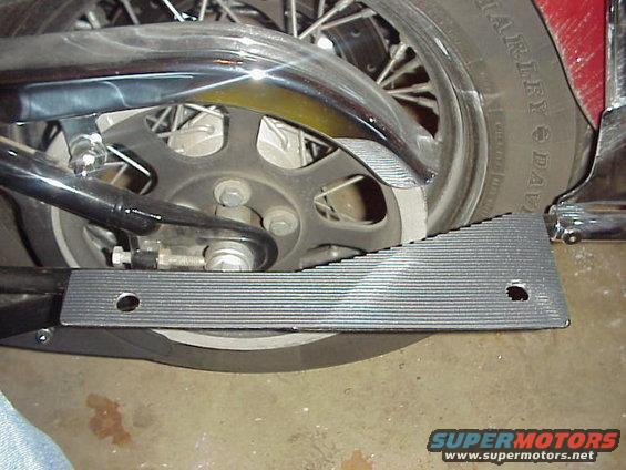 fin_platerubber.jpg once you know where you have to sit those bags, drill out those holes.  I also used a bit of rubber mat for vibration dampening.