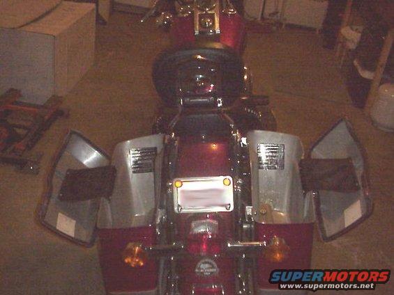 fin_open.jpg Assemble al lthe bag lids and hinges and locks, etc. etc.