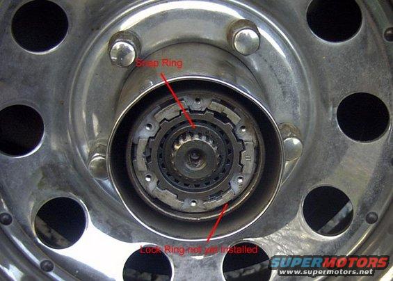  Here we see the
snap ring installed. 