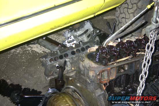 newshop05.jpg Rockers and valley looked okay.