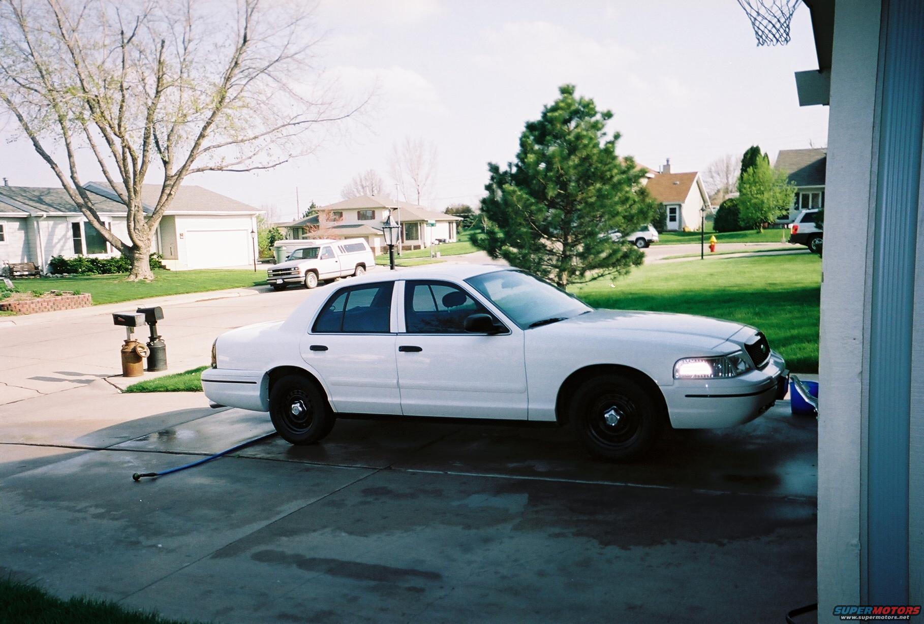2000 Ford Crown Victoria “Hot Rod Police Car”