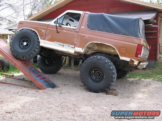 flexside.jpg 651 on a 30 degree ramp. Equates to 952 on a 20 degree ramp. The coil / radius arm suspension would do about 700 on a 20 degree ramp.