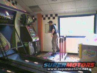 "Dance Dance Revolution", with an older guy gittin' it!