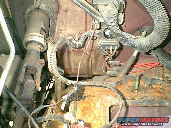 tray.jpg this is where the Aux power line goes to and i decided to pull the tray and clean it. then paint it.