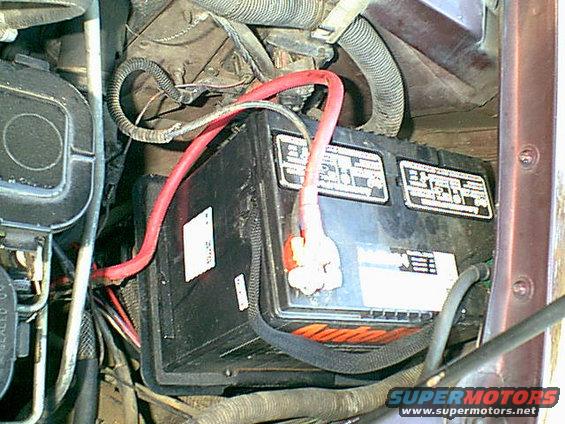 new-cable2.jpg this is the new cables in and the new AUX power take off. Much better