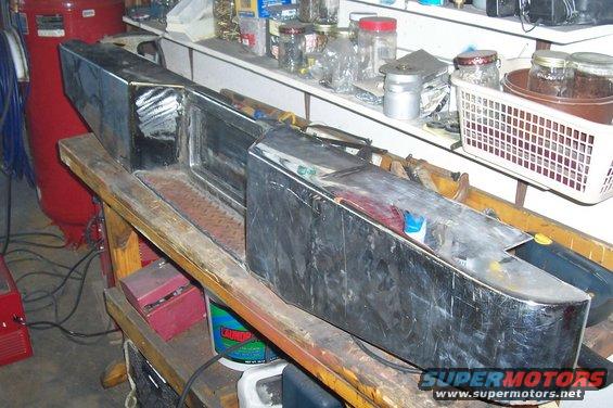 Custom metal bumper with a recessed section