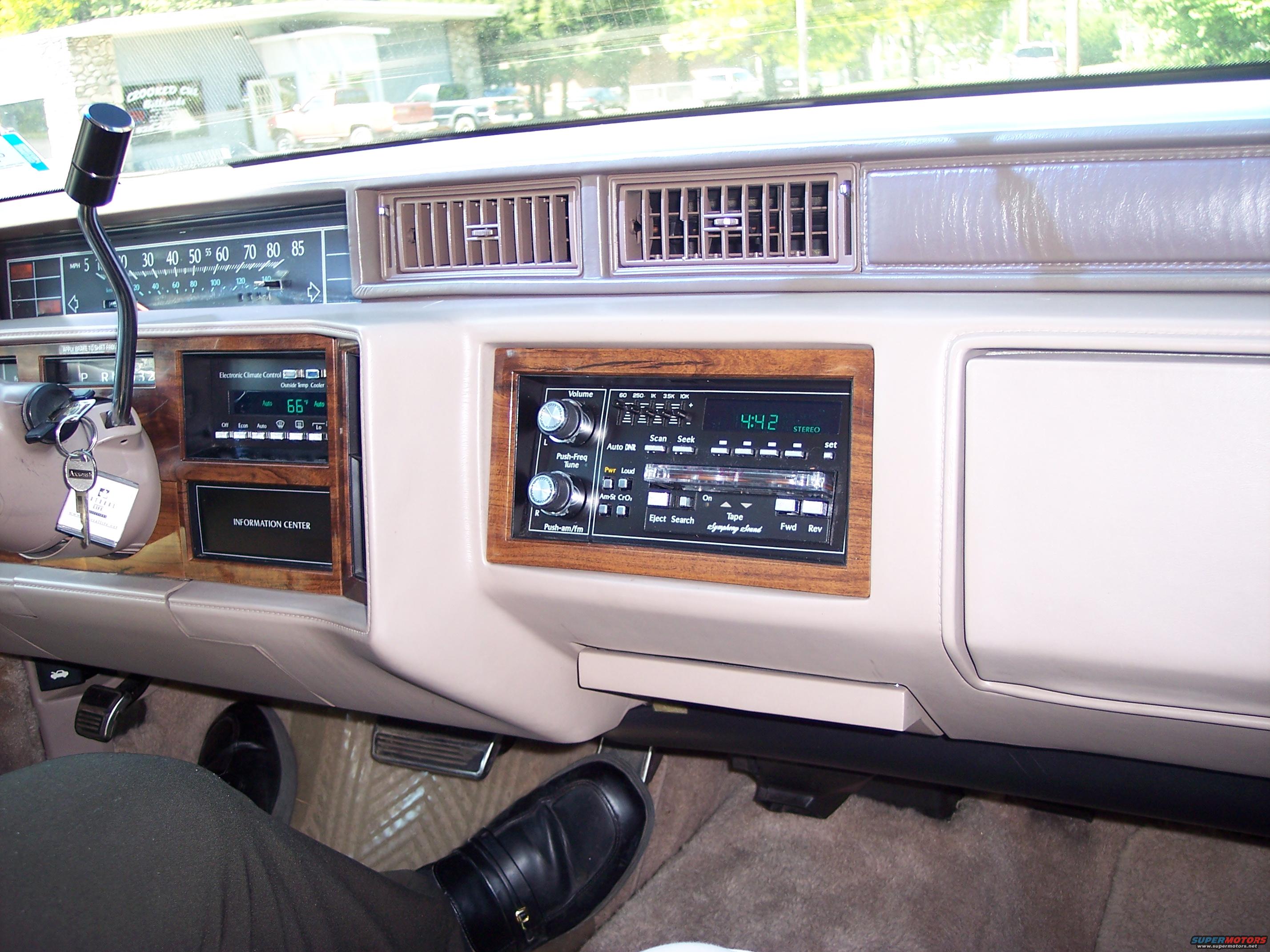 1991 Cadillac DeVille photo