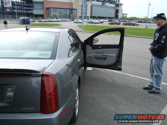 sts-rear.jpg 