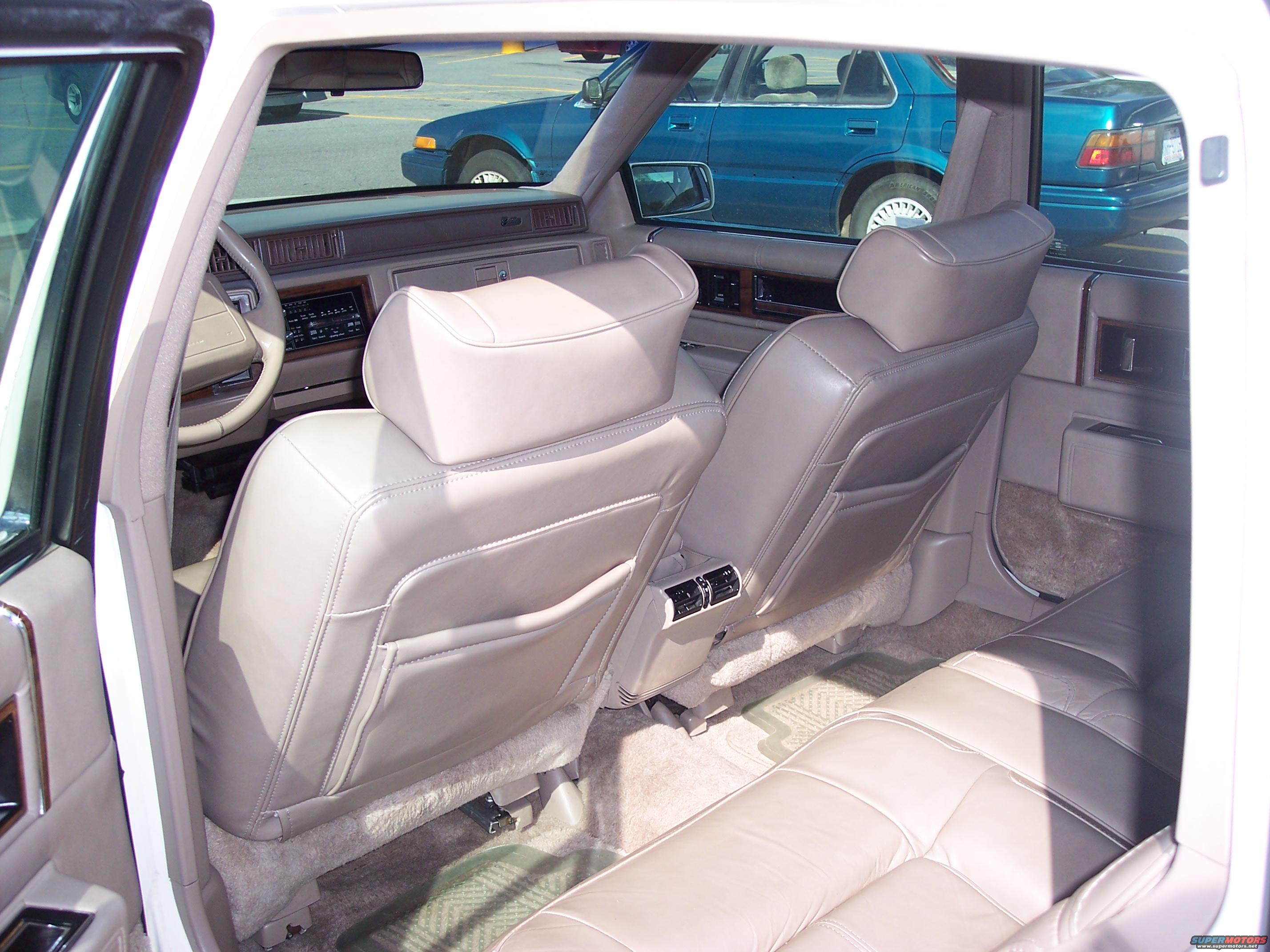 1991 Cadillac DeVille photo