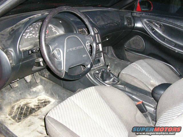 1994 Ford Probe interior with 'PROBE' on steering wheel