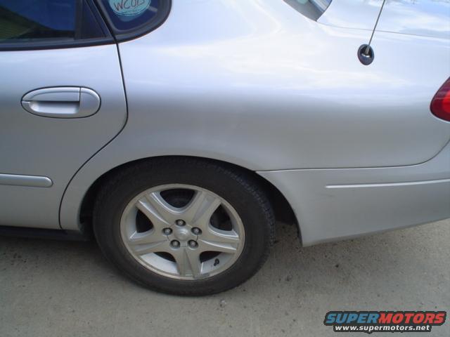 2001 Ford Taurus