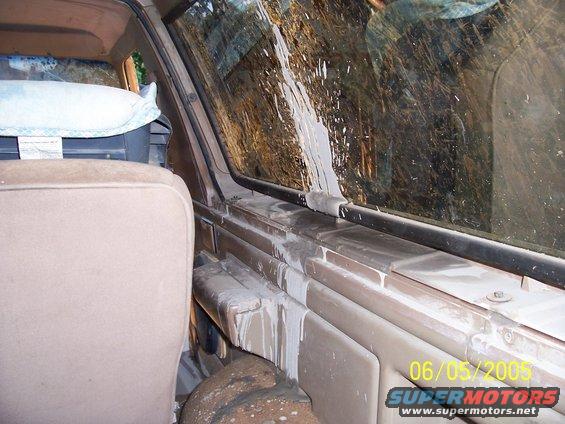 spring-creek-098.jpg Should have put ALL those bolts back in