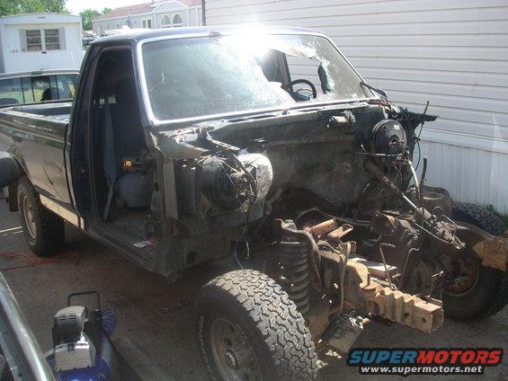 pict0051.jpg old owner cried when I showed him this pic..... he loved this truck