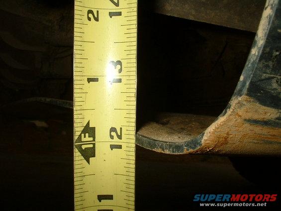 9-skidplate-before.jpg skidplate measurement before the lift