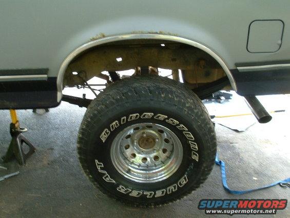 24-closeup-after...rear.jpg Another shot of the wheel after everything was installed