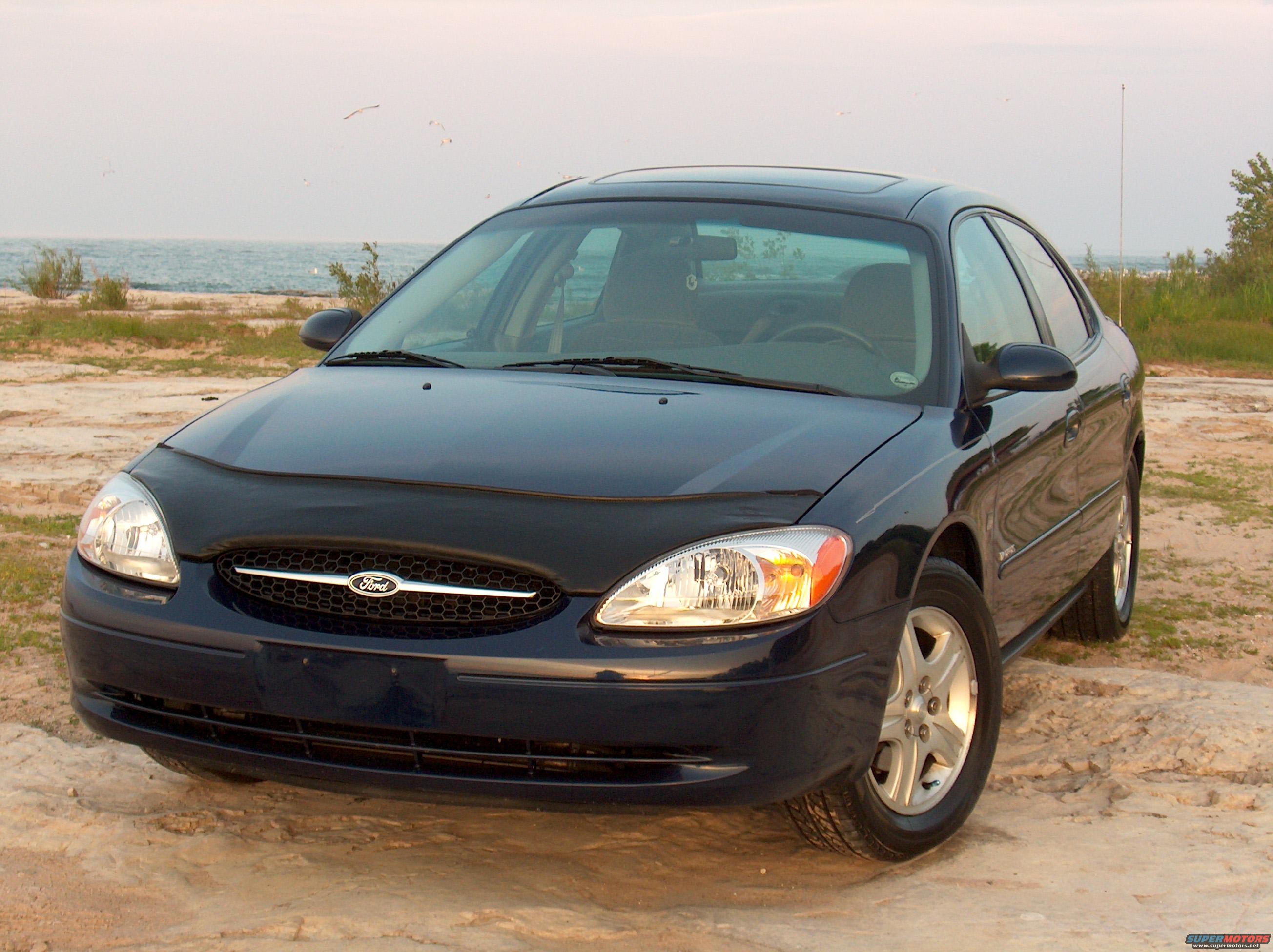 2000 Ford Taurus