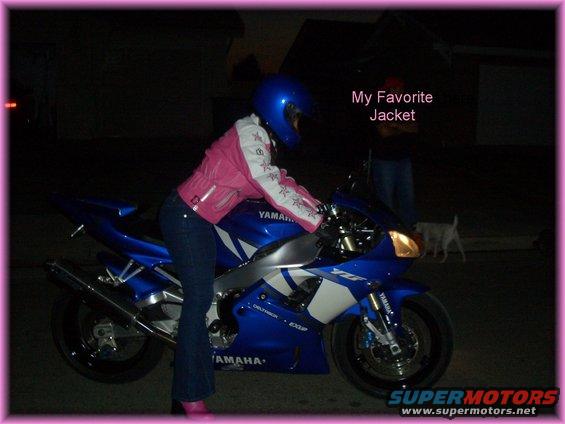 marie-0091.jpg Pink boots...